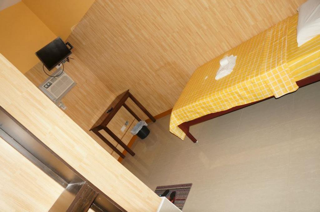 Davao City Daylight Inn חדר תמונה
