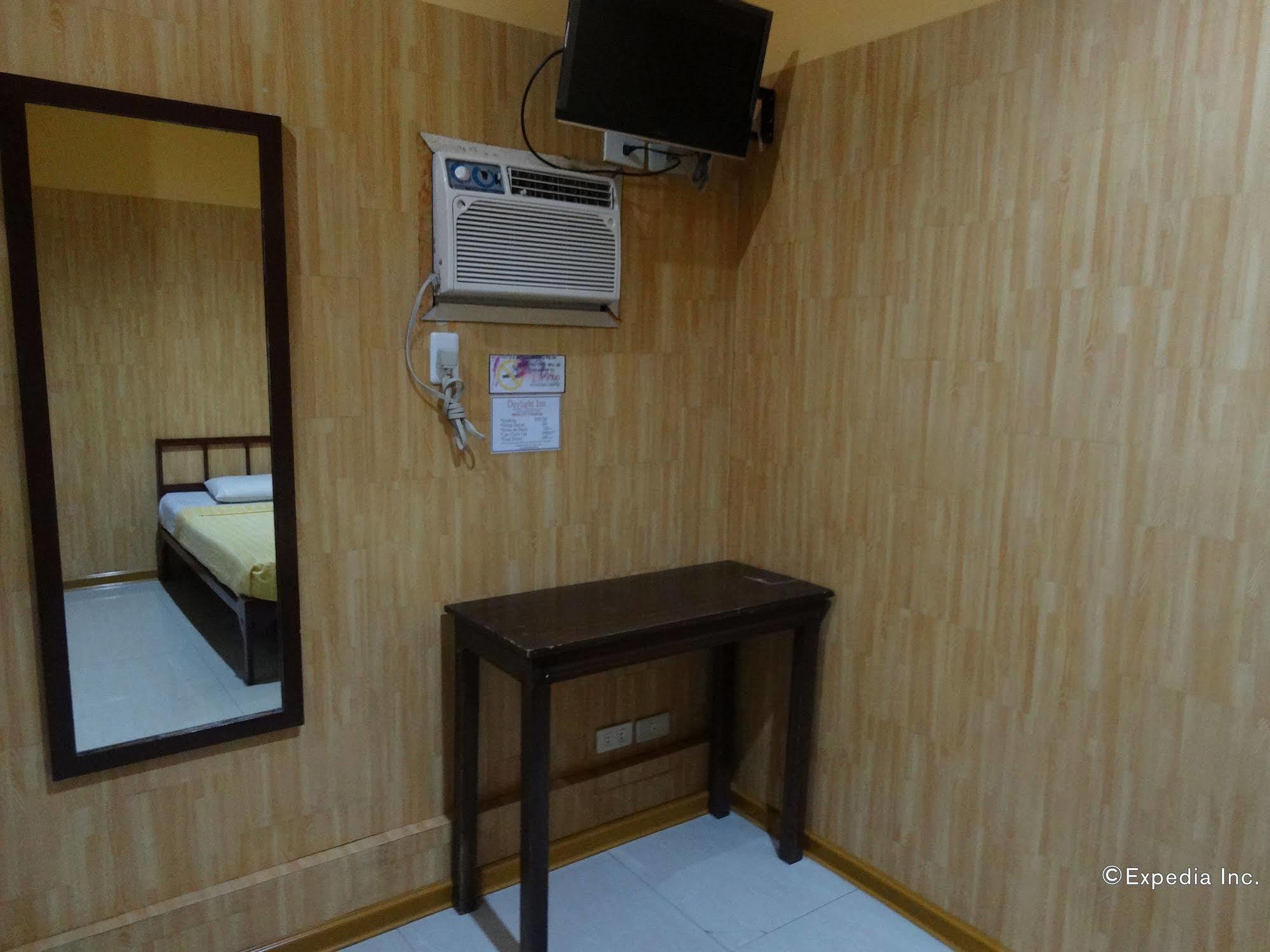 Davao City Daylight Inn מראה חיצוני תמונה